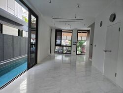 Loyang Besar Close (D17), Terrace #579158711